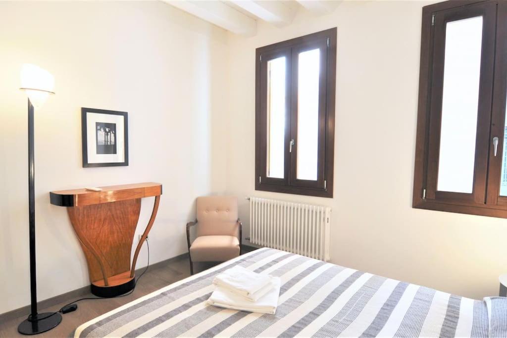 Stylish 100 Meters From San Marco Square Venezia