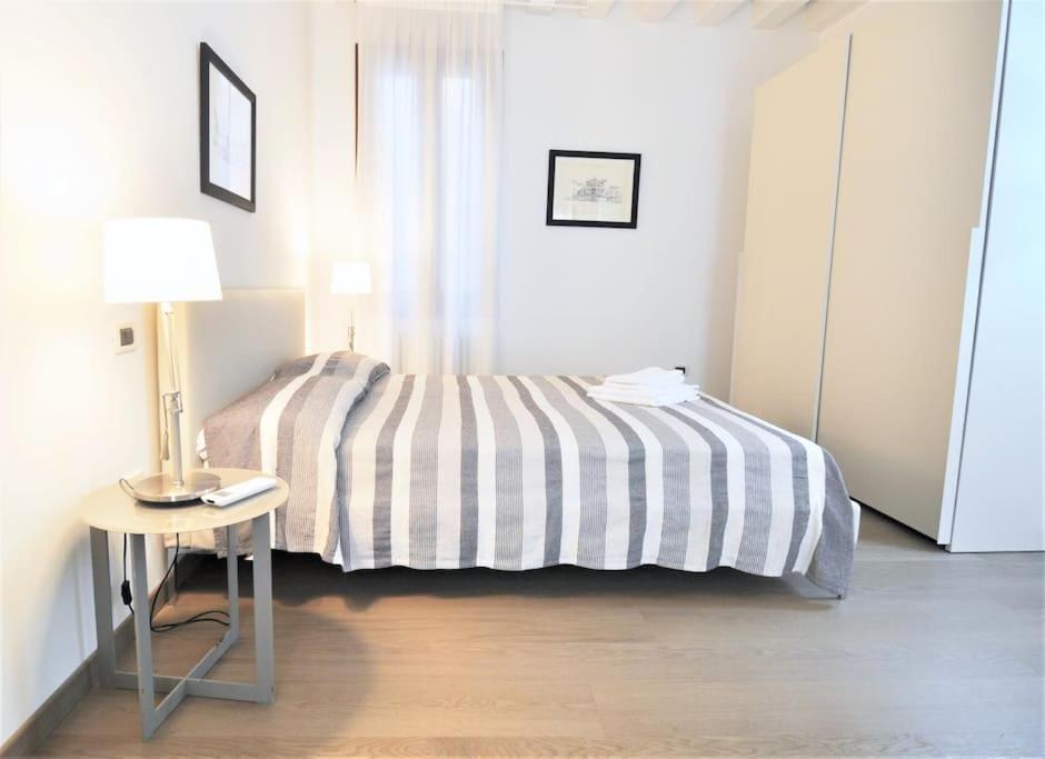 Stylish 100 Meters From San Marco Square Appartamento